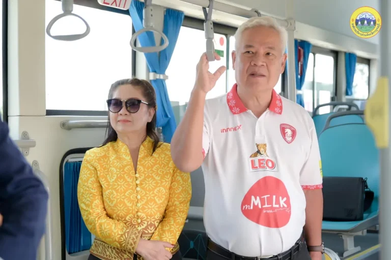 free bus kanchanaburee geely farizon cover-2
